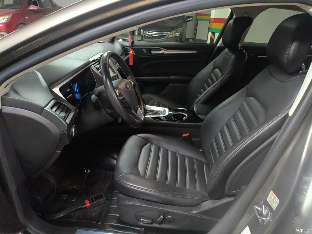 Ford Mondeo, 2015 15