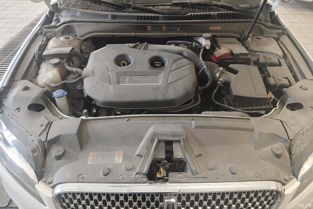 Lincoln MKZ, 2018 10
