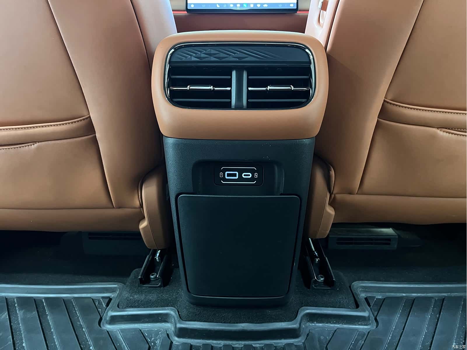 Trumpchi S7, 2025 8