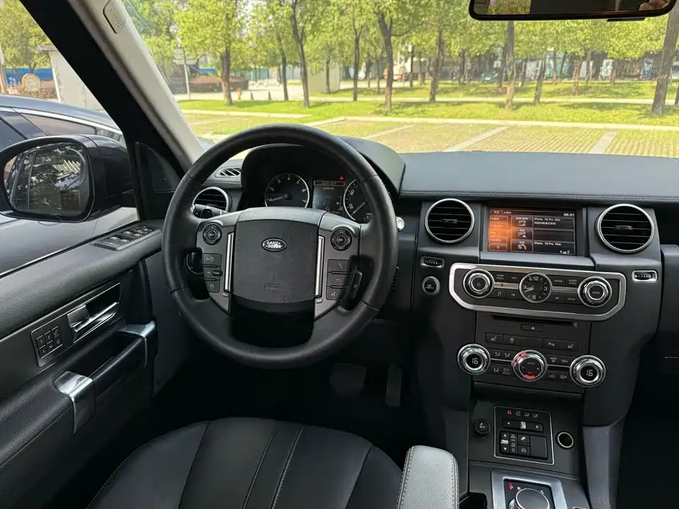 Land Rover discover