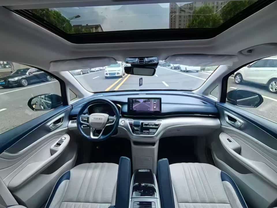 Roewe iMAX8