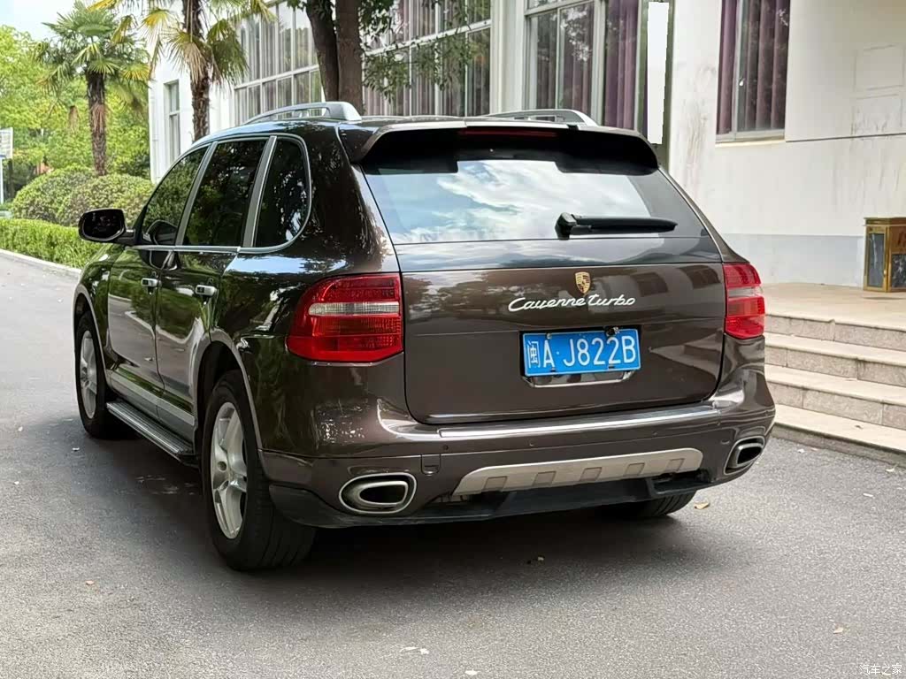 Porsche Cayenne, 2010 9