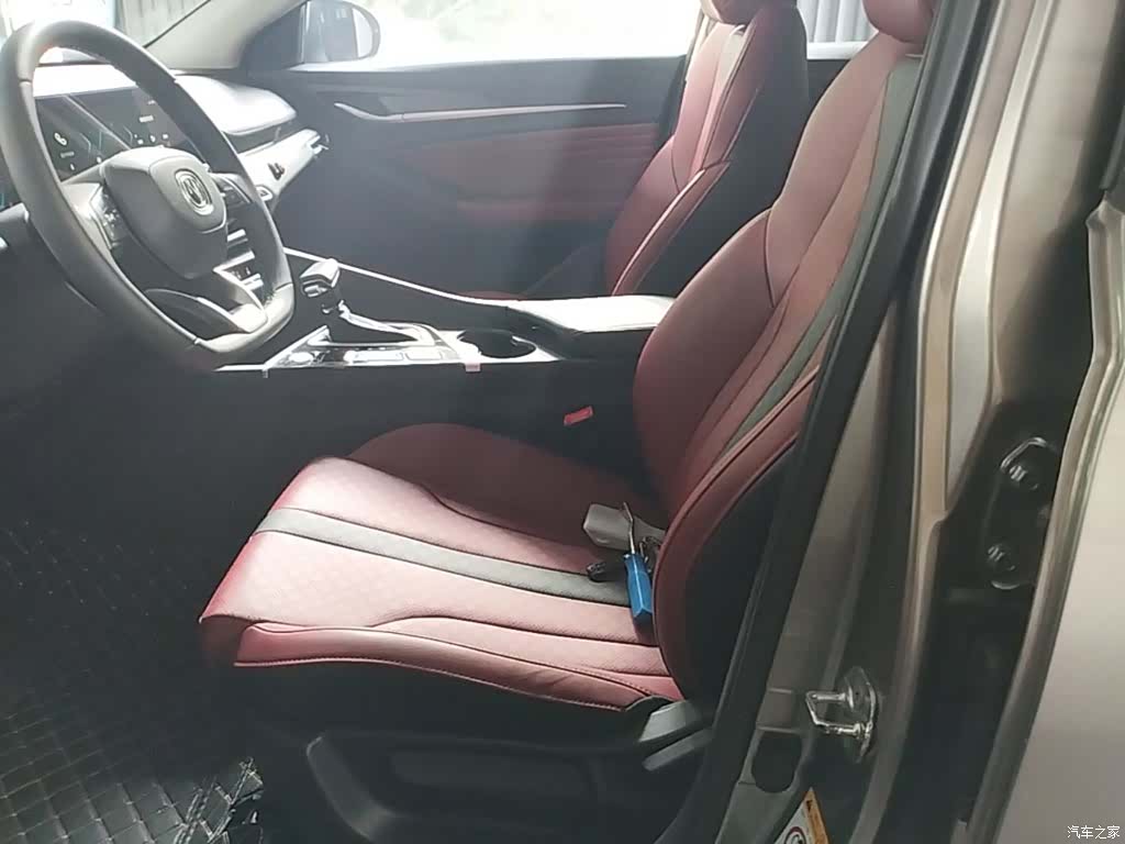 Changan Eado, 2022 15