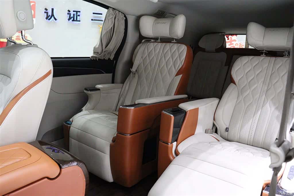 Buick GL8, 2021 8