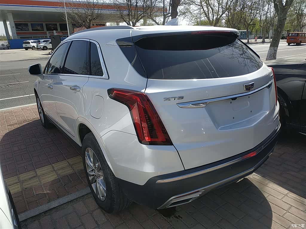 Cadillac XT5, 2022 все фото