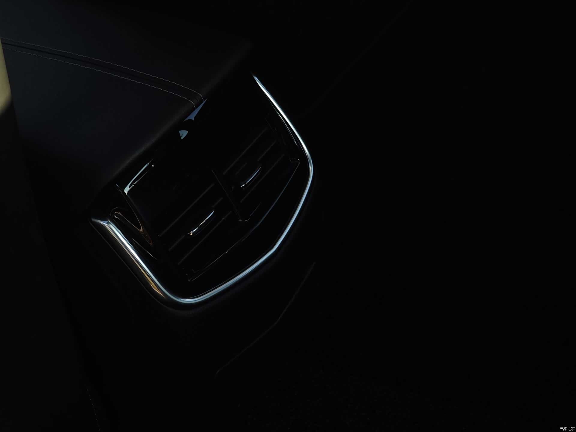 Cadillac XTS, 2018 12