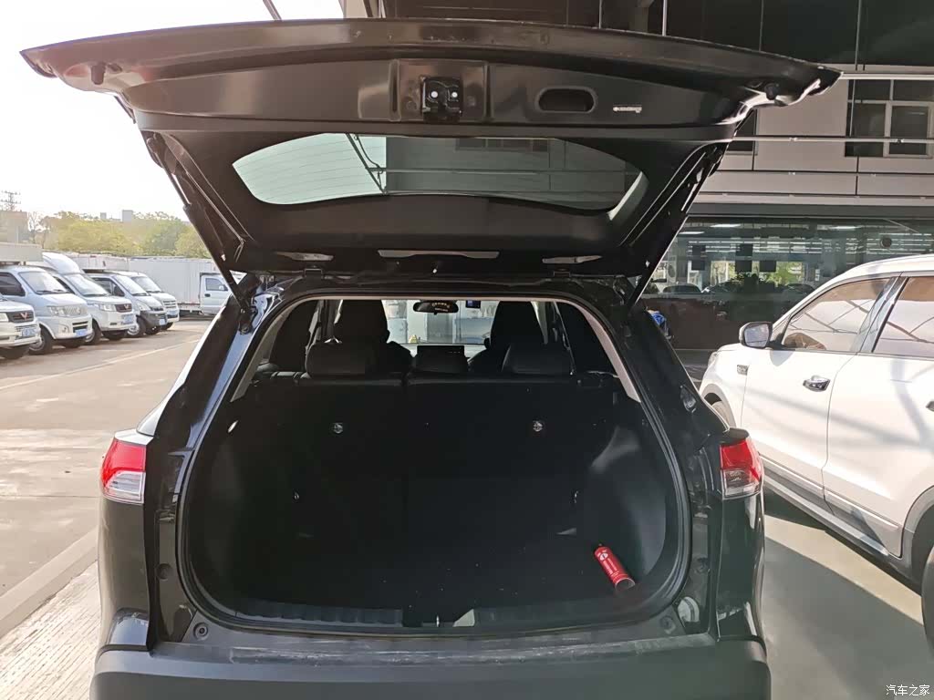 Toyota Frontlander, 2024 19