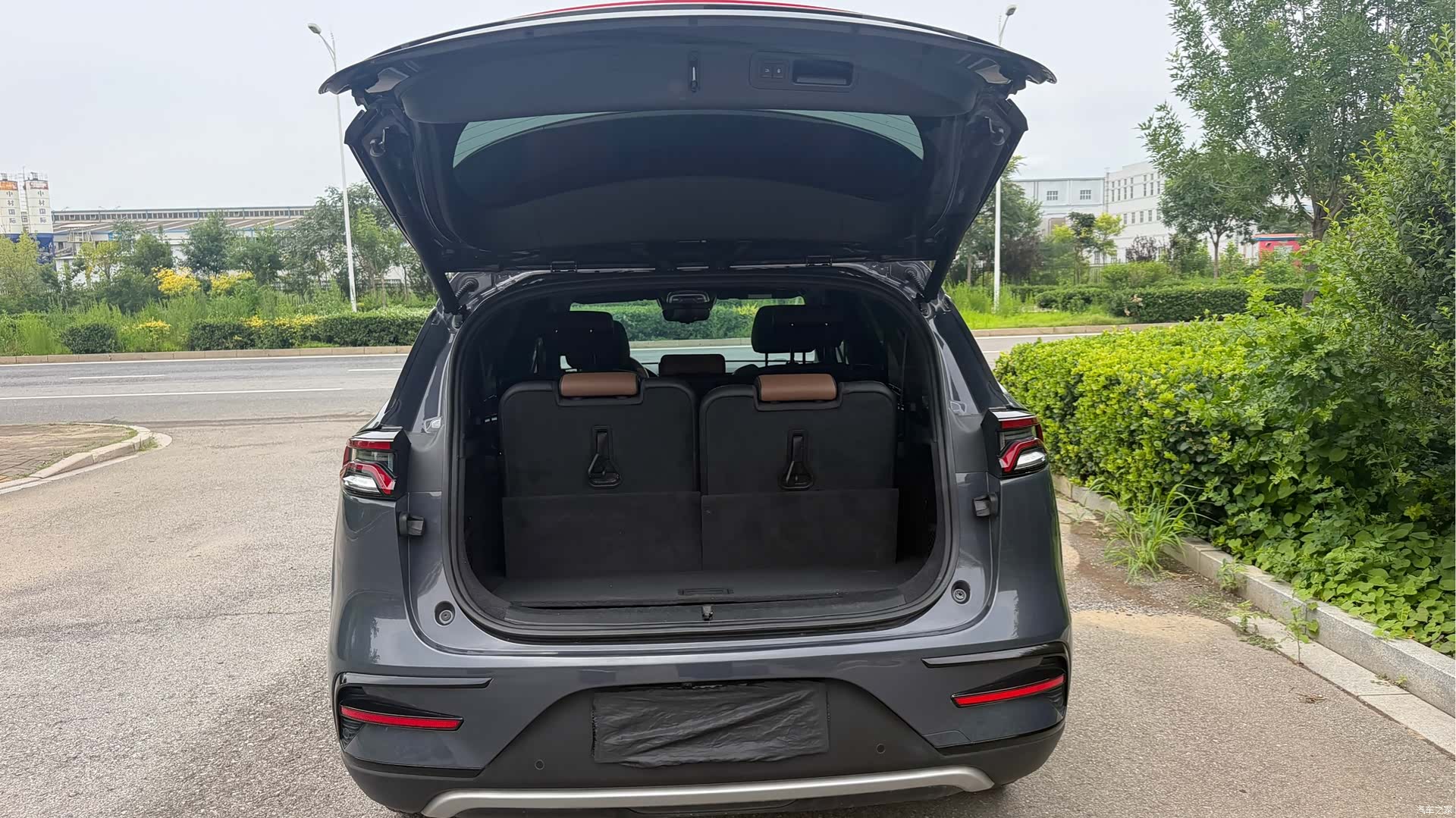BYD Tang, 2022 13