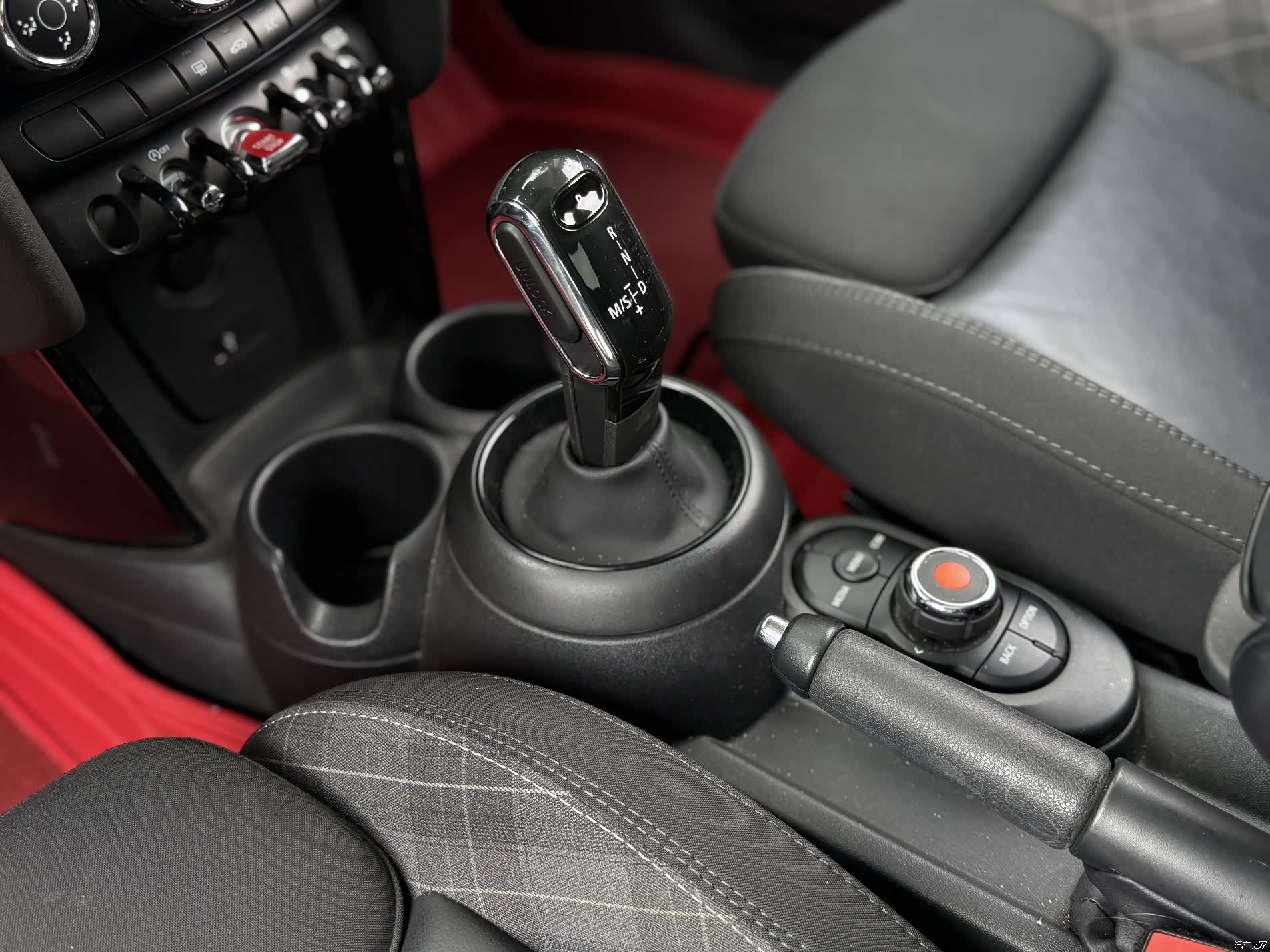 Mini Cooper, 2019 17