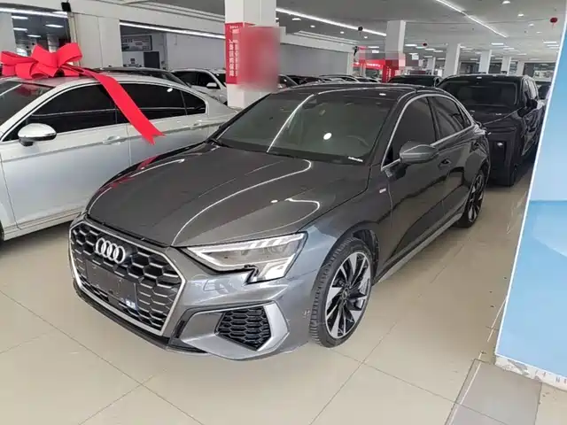 Audi A3 2024 — купить из Китая под заказ