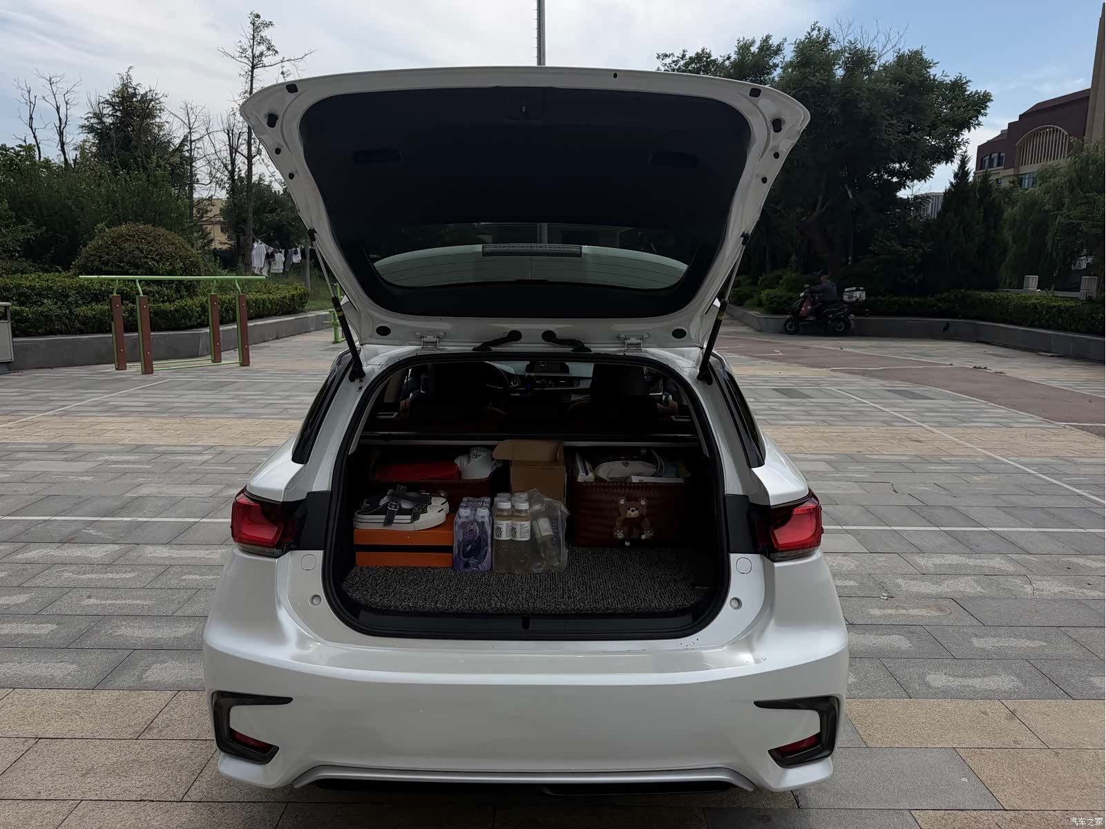 Lexus CT, 2019 11