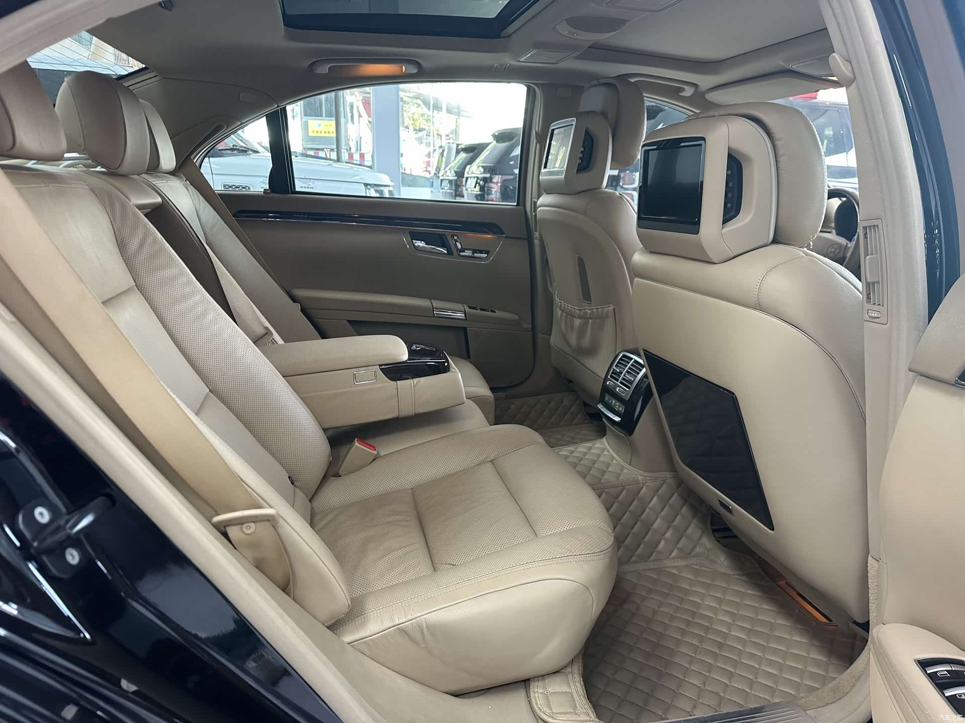 Mercedes-Benz S-Class, 2012 26