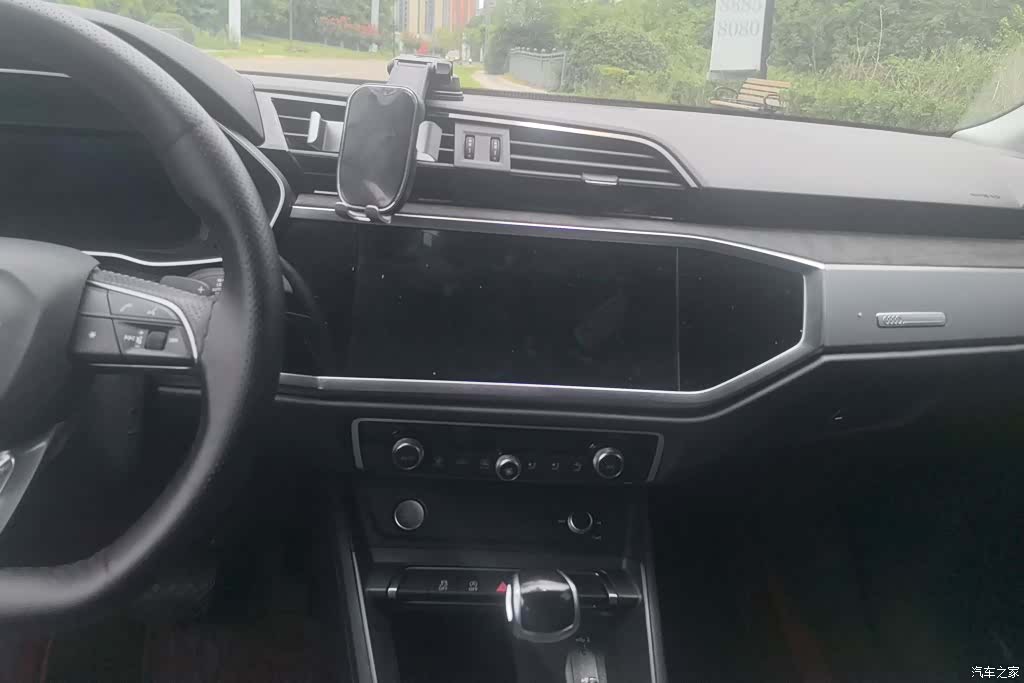 Audi Q3, 2021 13