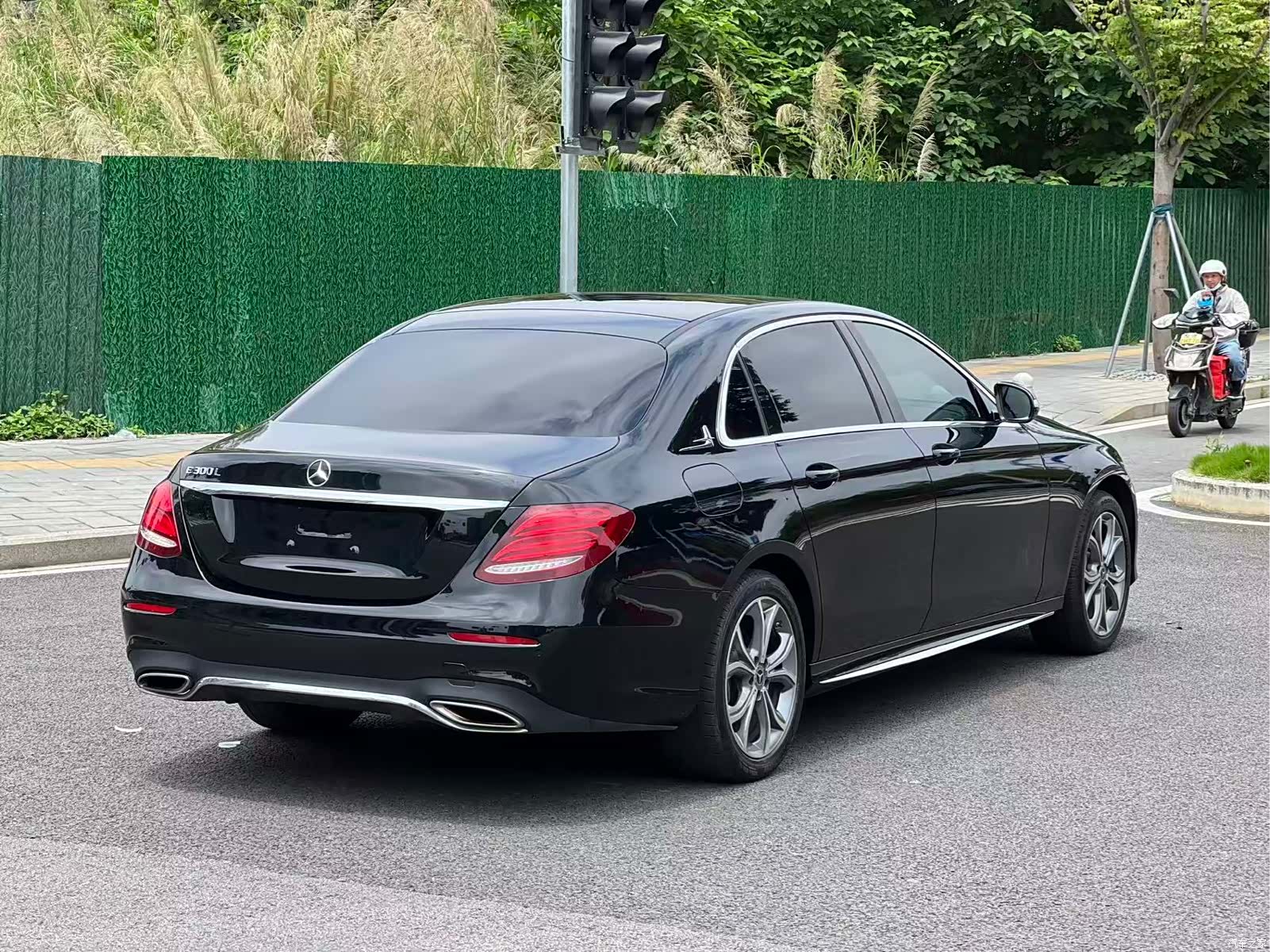 Mercedes-Benz E-Class, 2020 14