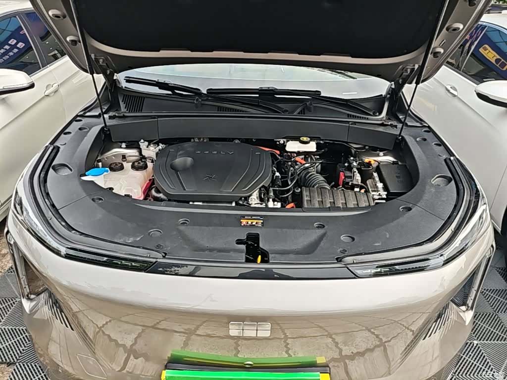 Geely Galaxy L7, 2024 20