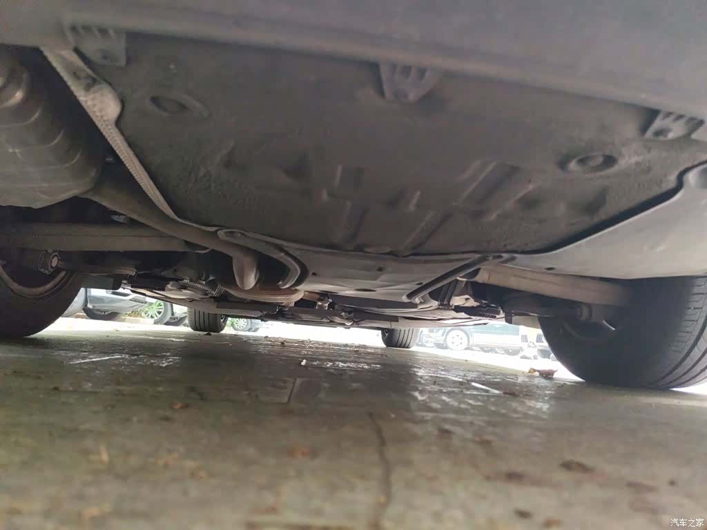 Audi A4L, 2014 25