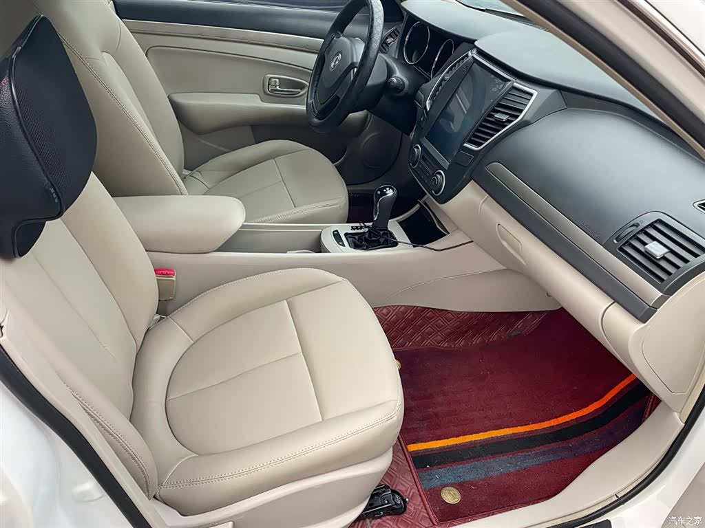 DongFeng A60, 2016 13