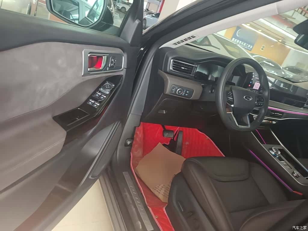 Ford Explorer, 2025 16
