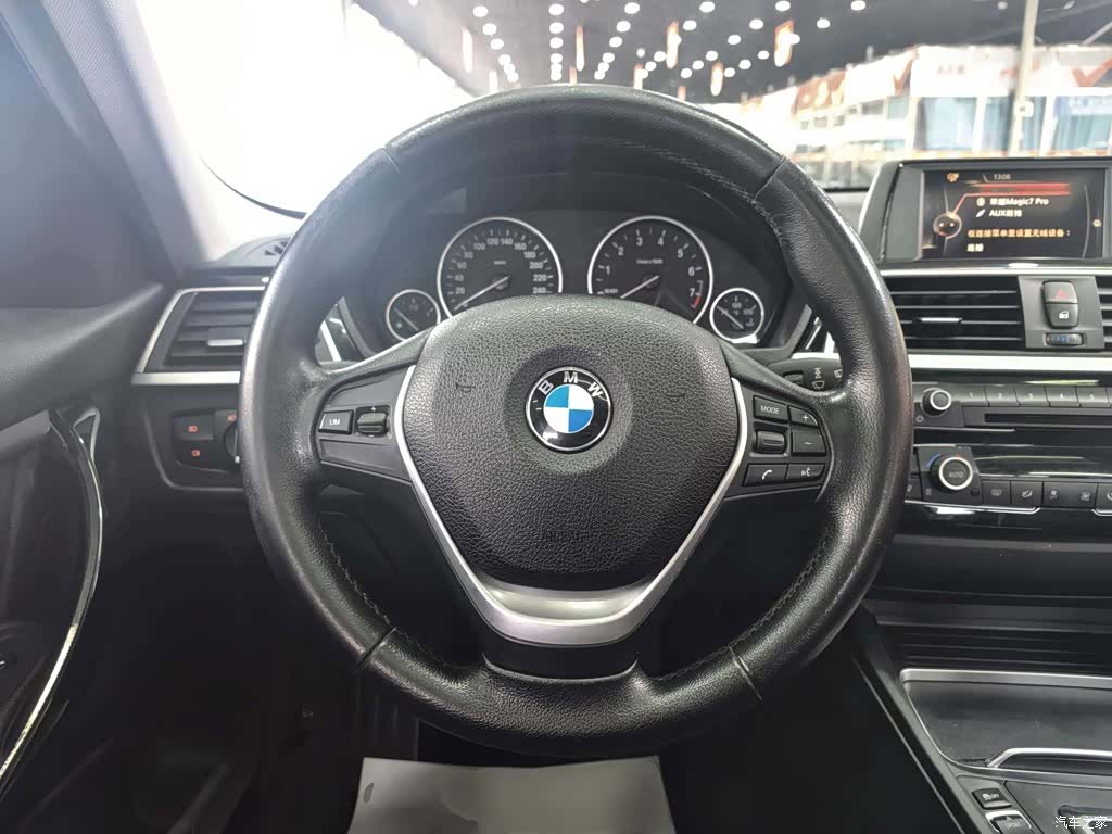 BMW 3 Series, 2016 11