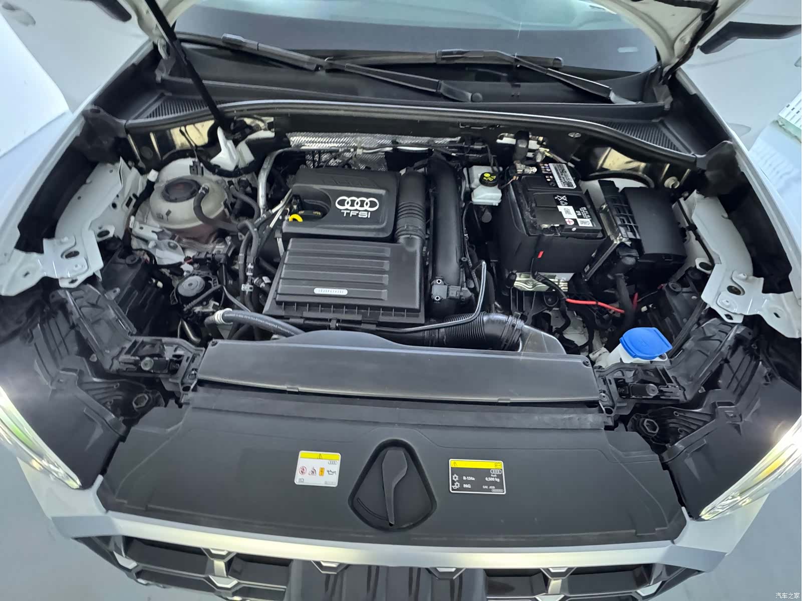 Audi Q3, 2022 12
