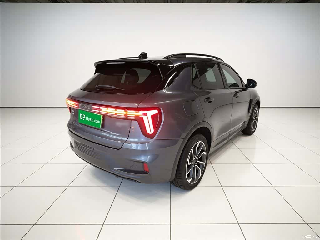 Lynk & Co 01, 2023 все фото