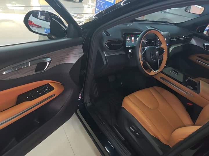 Bestune yue yi 07 2025 210km le xiang ban