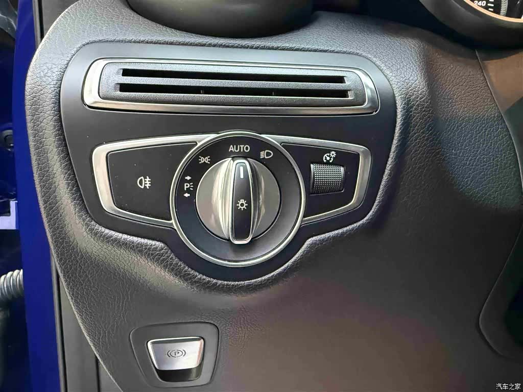 Mercedes-Benz GLC, 2018 15