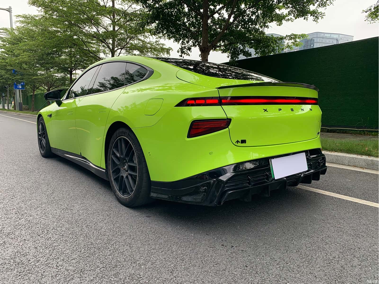 Xpeng P7, 2021 6