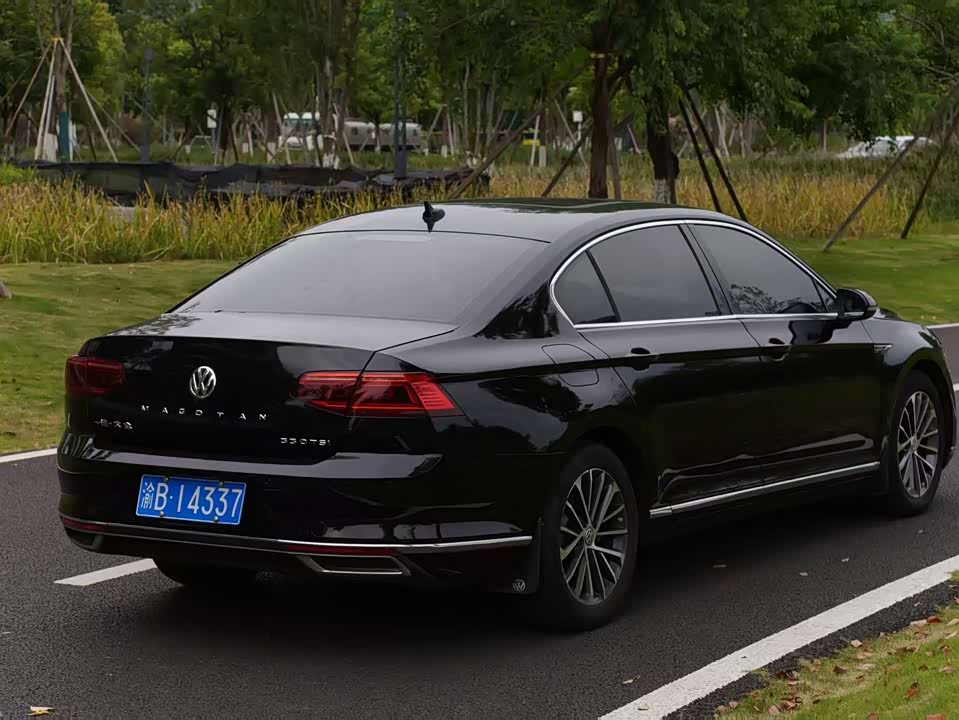 Volkswagen Magotan
