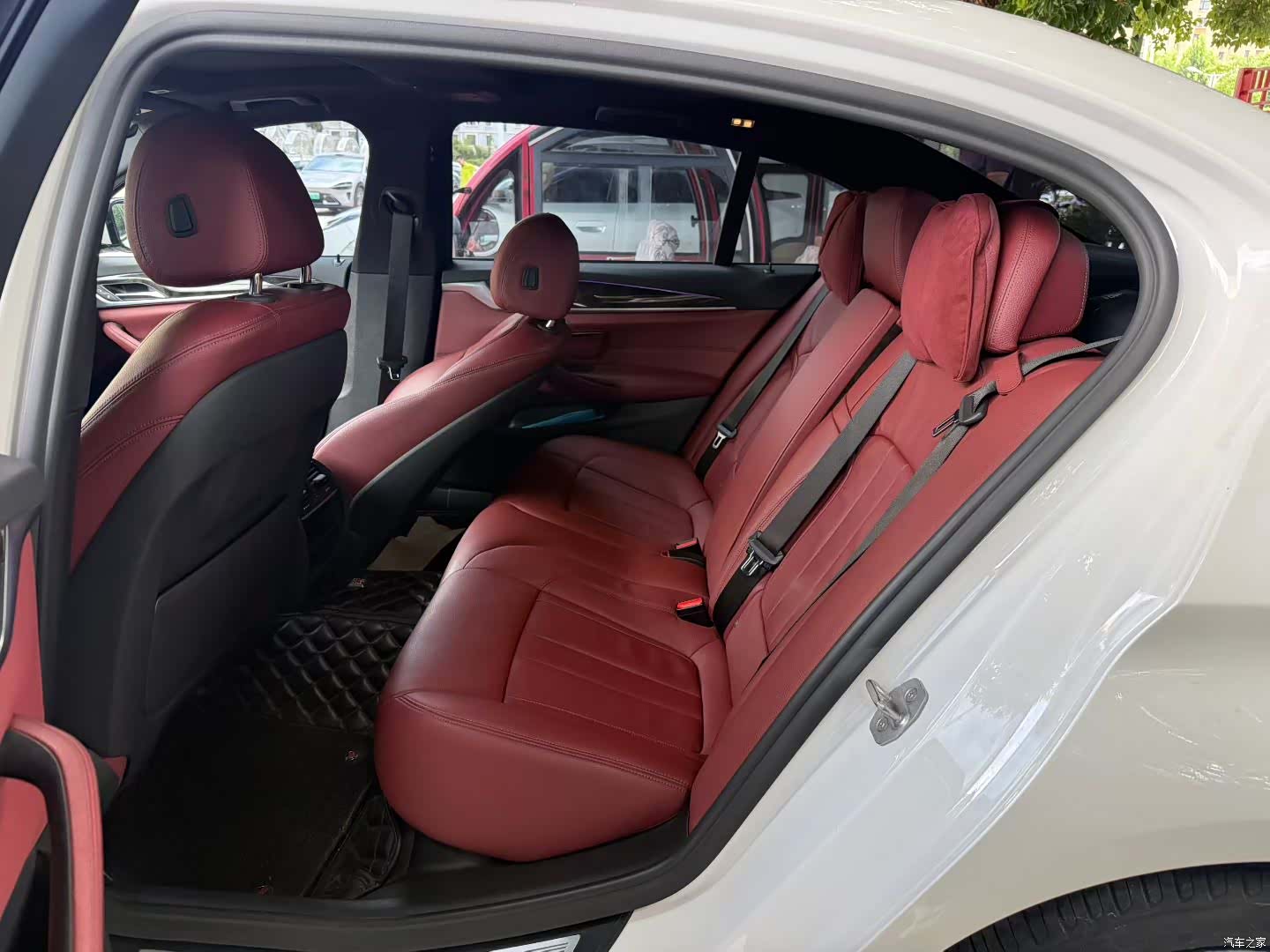 BMW 5 Series, 2017 8