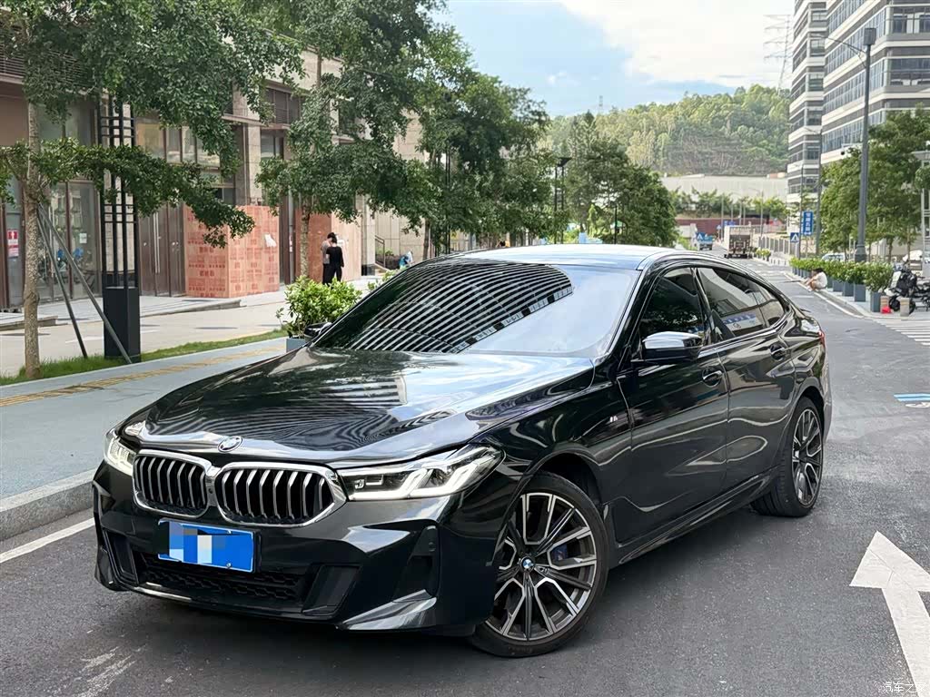 BMW 6 Series GT, 2025 1