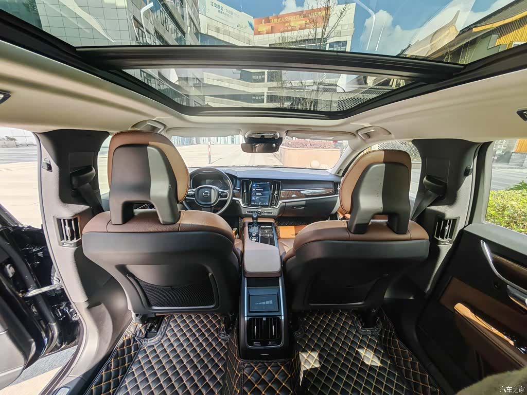 Volvo S90, 2018 17