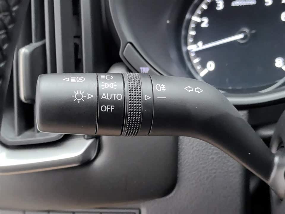 Mazda CX-50 line also