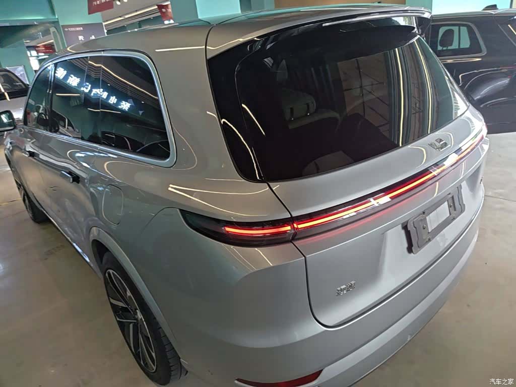 Li Auto L9, 2022 все фото