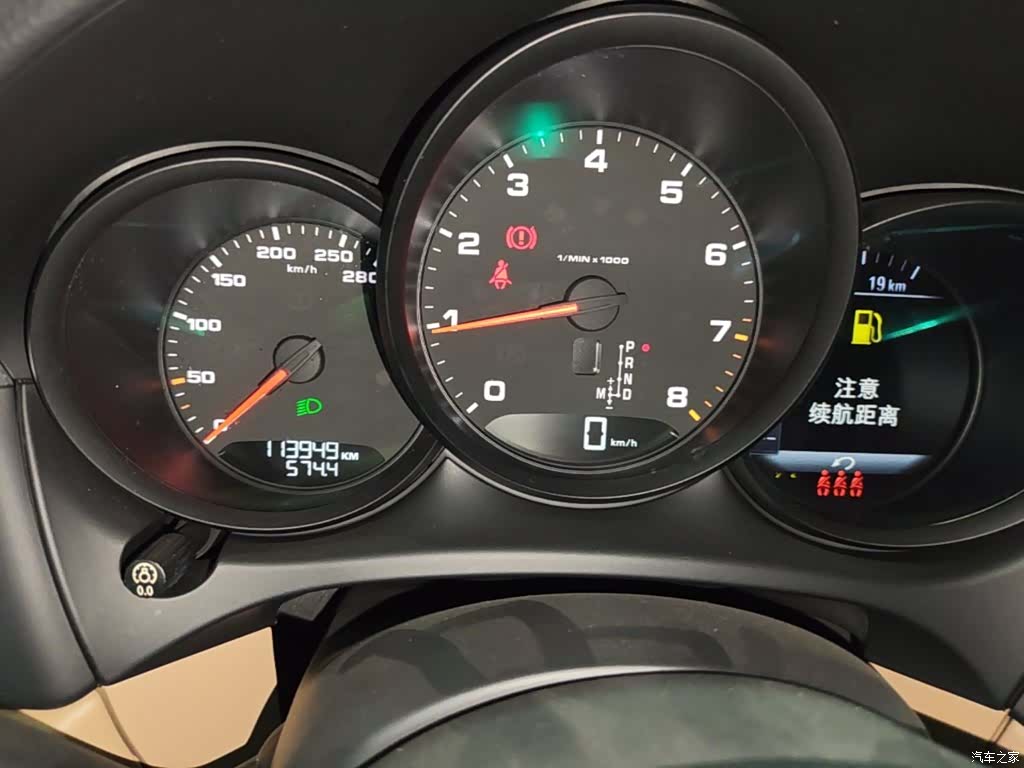 Porsche Macan, 2019 8