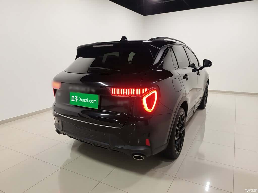 Lynk & Co 01, 2022 все фото