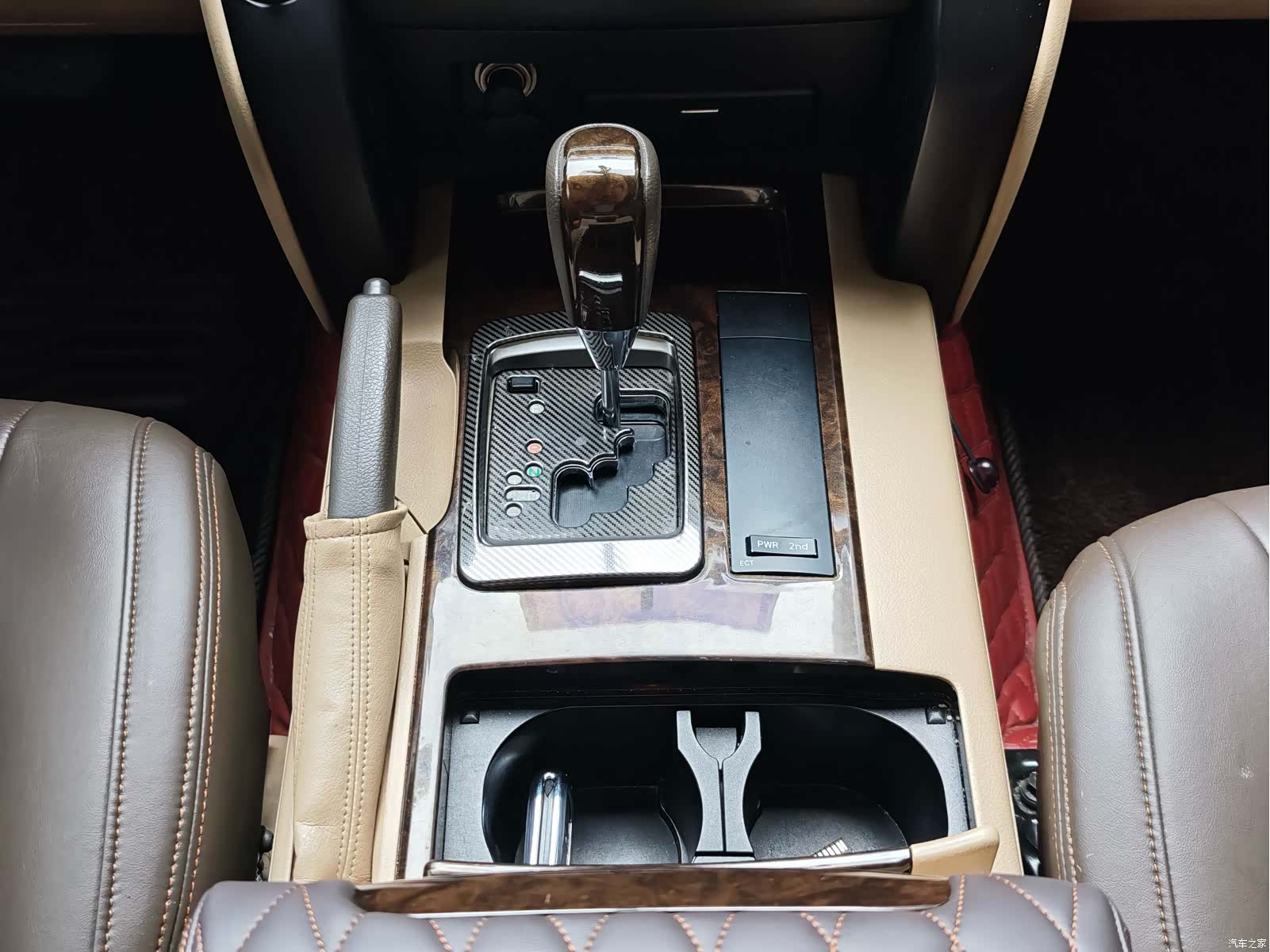 Toyota Land Cruiser, 2015 9