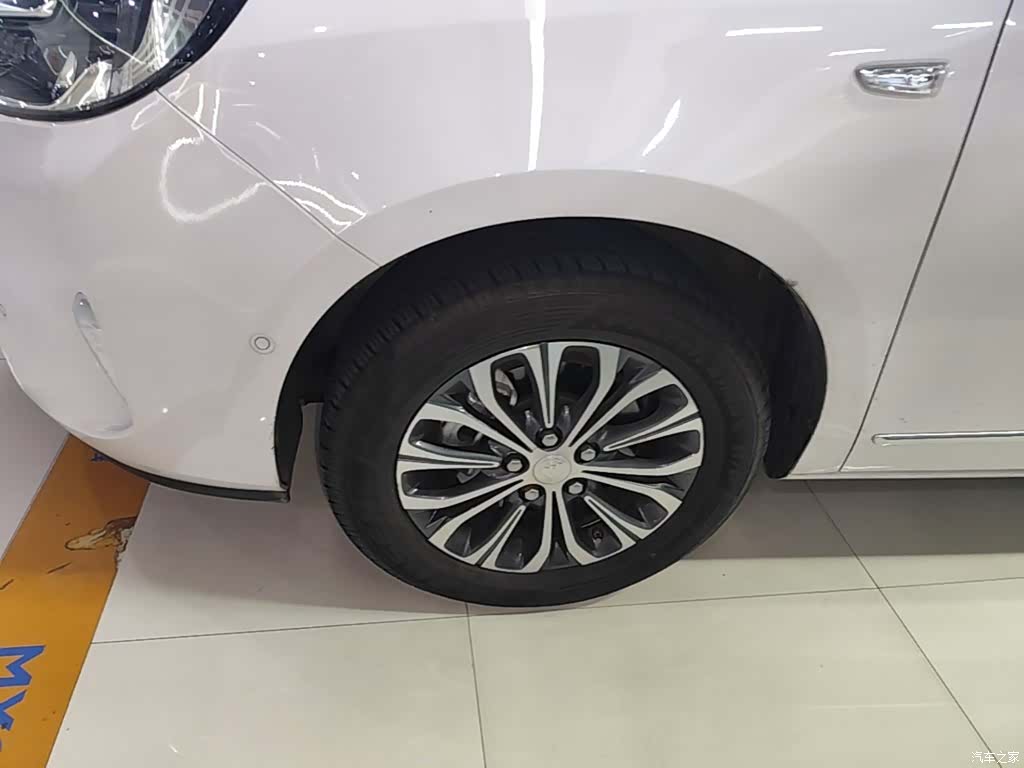 Buick GL8, 2021 23