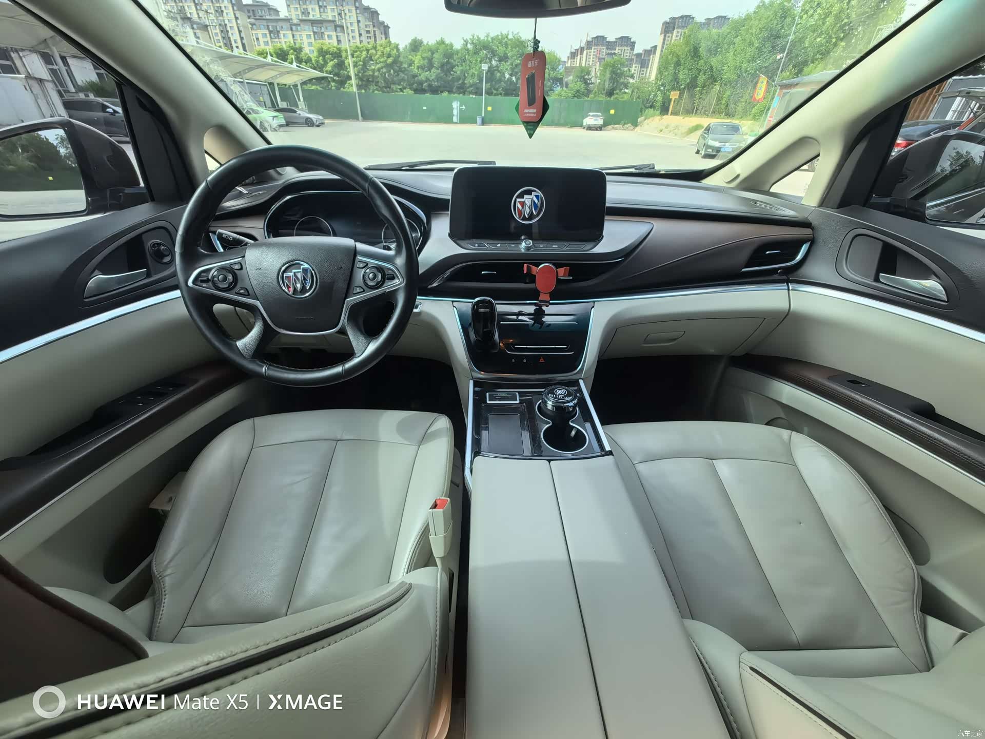Buick GL8, 2020 6