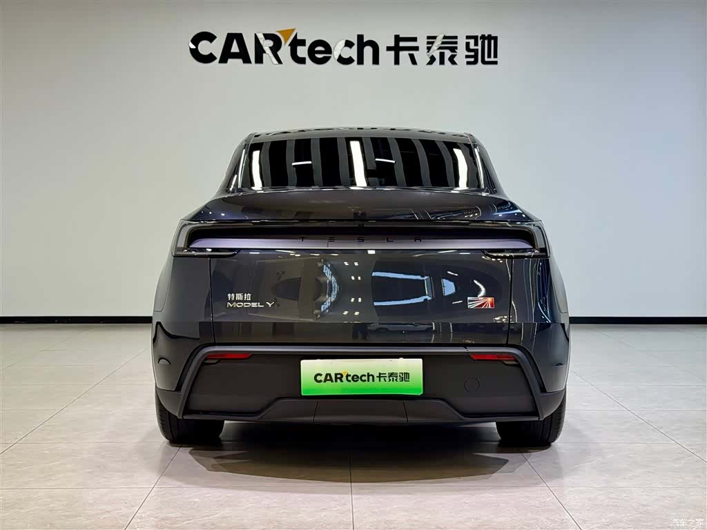 Tesla Model Y, 2025 все фото