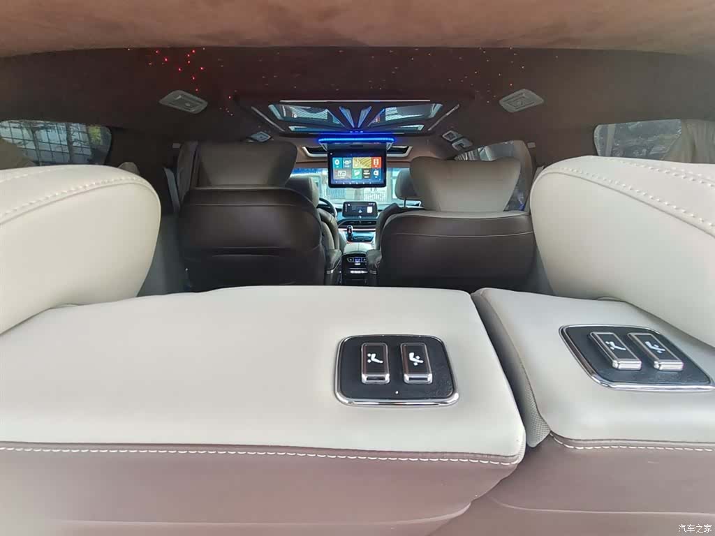 Buick GL8, 2021 11