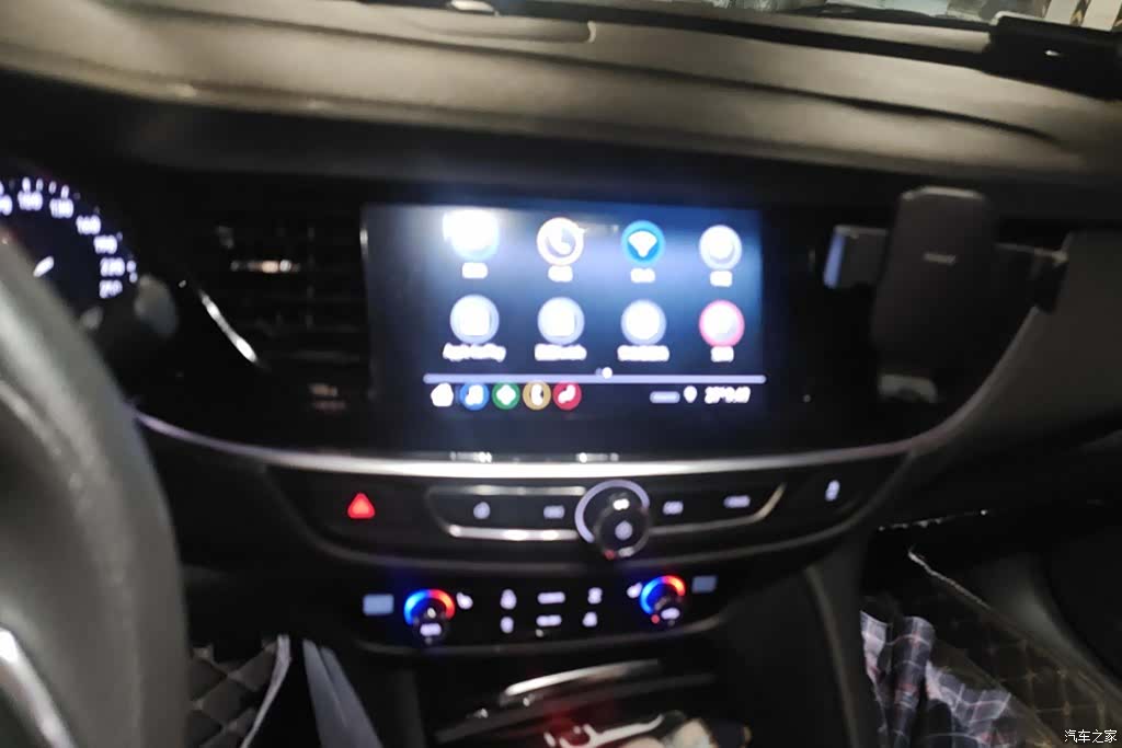 Buick Regal, 2022 13