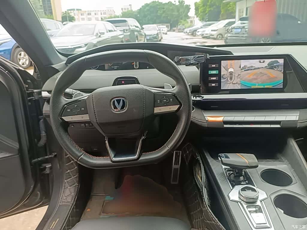 Changan UNI-V, 2022 10