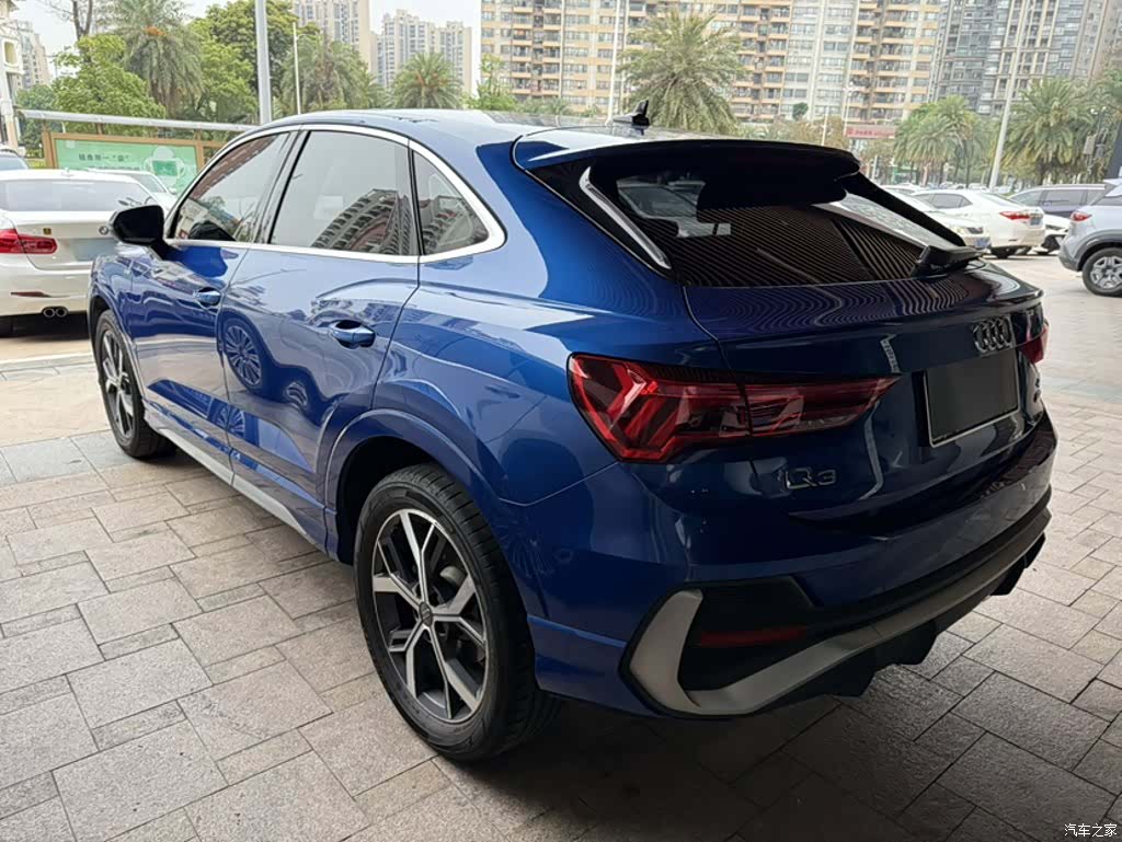 Audi Q3, 2021 11