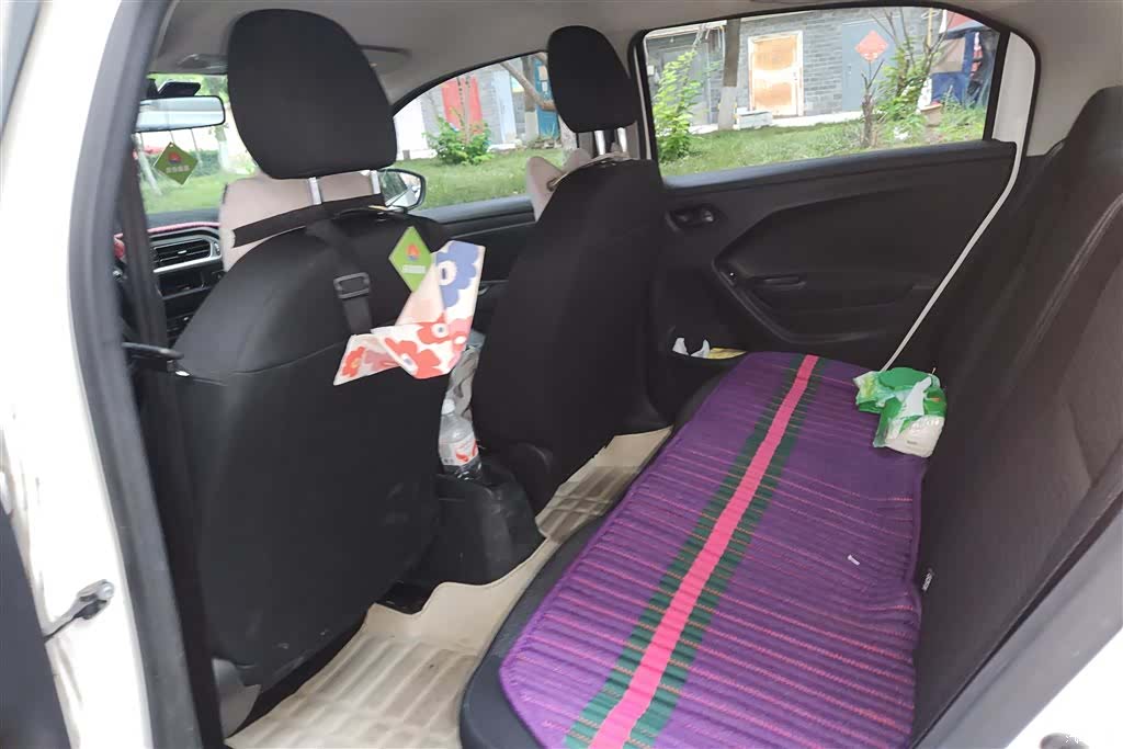 Peugeot 301, 2016 11