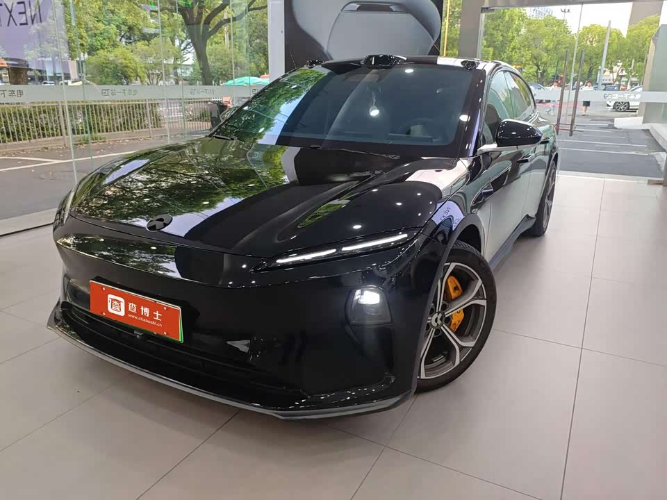 NIO ET5T