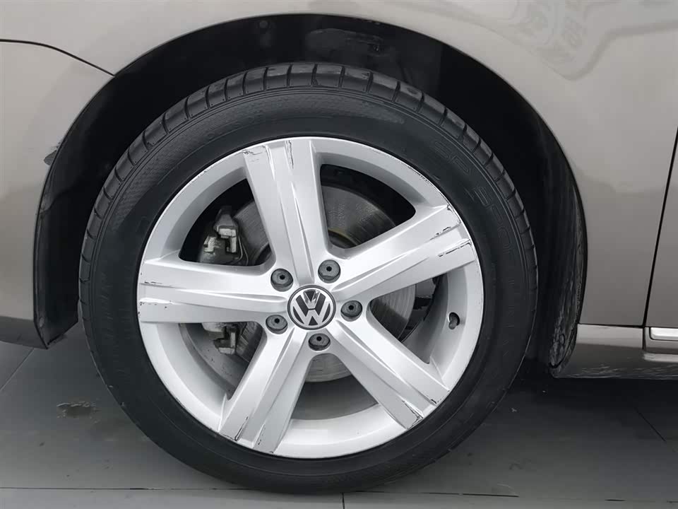 Volkswagen Magotan