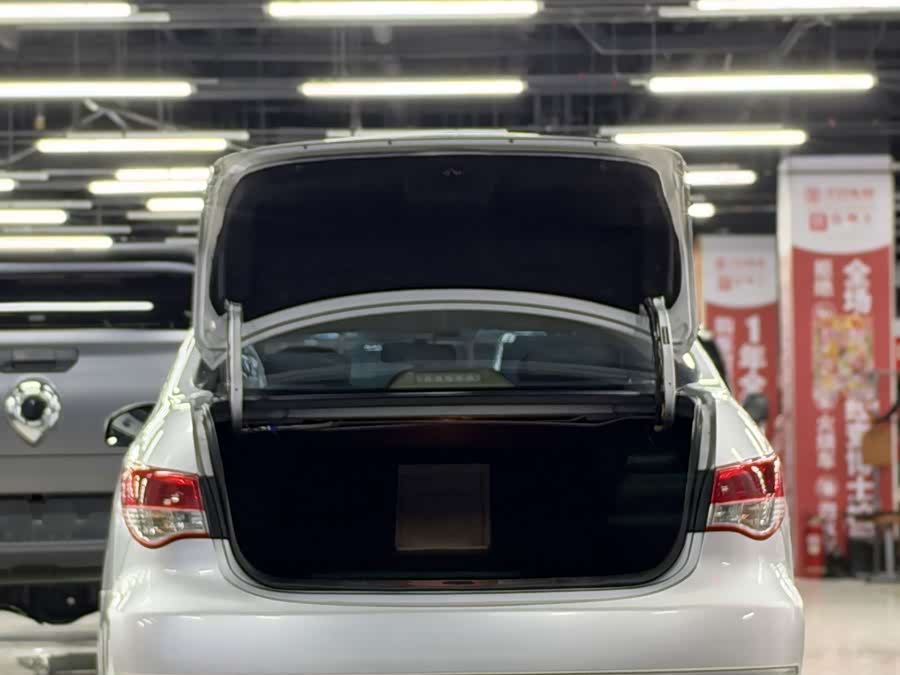 Nissan Sylphy 2016, фото 12