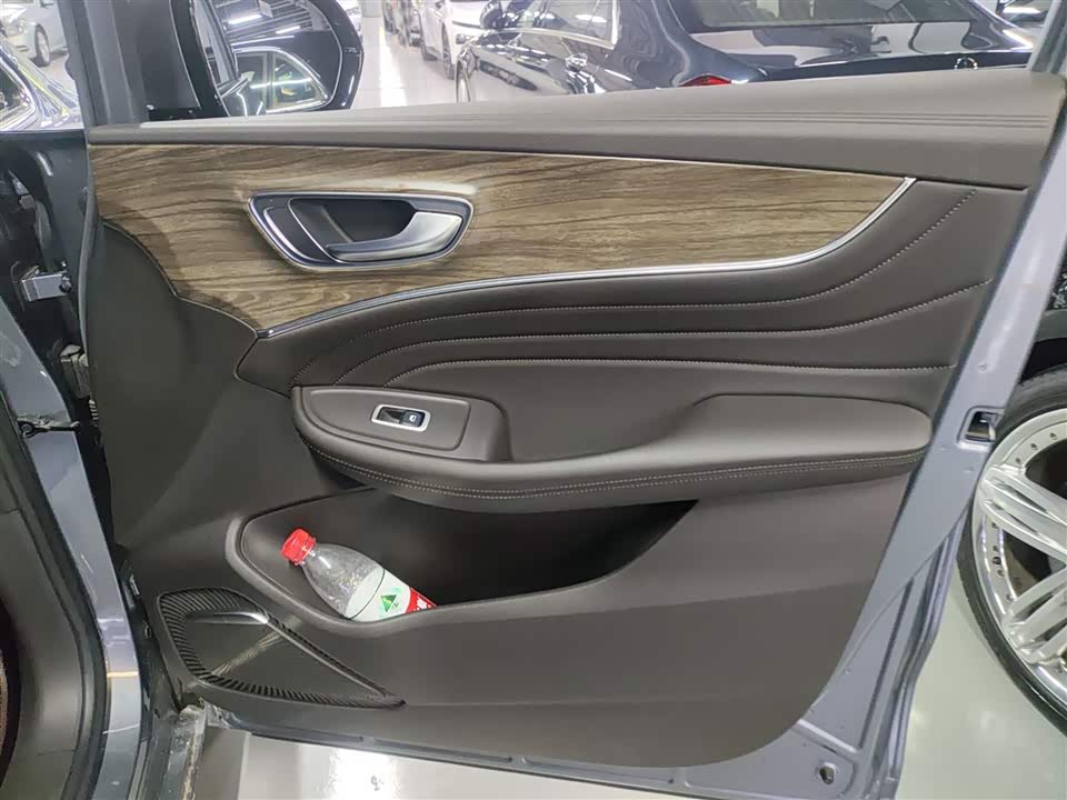 Roewe iMAX8 Roewe iMAX8