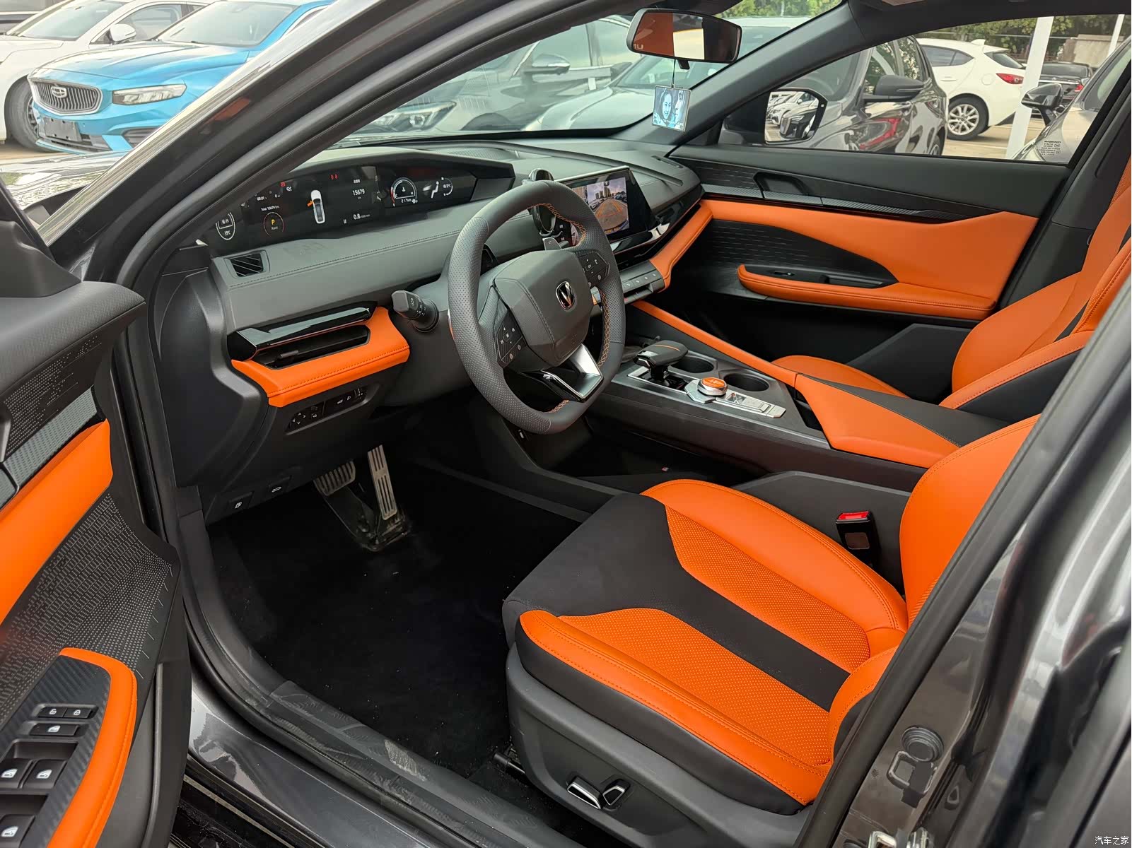 Changan UNI-V, 2023 6
